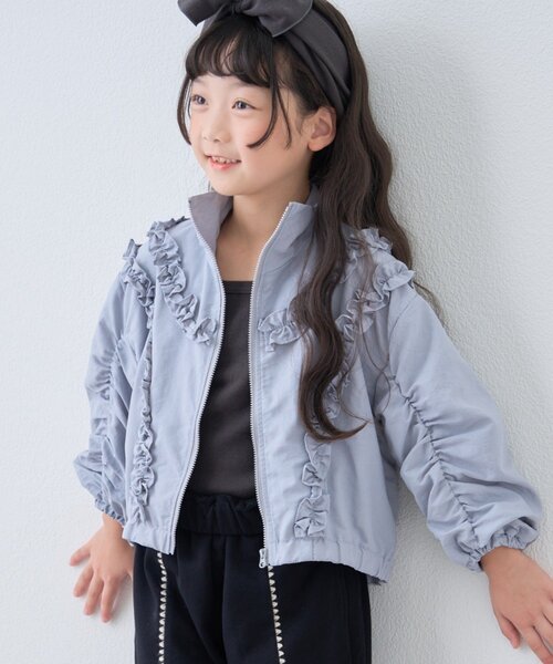 CIAOPANIC TYPY（チャオパニックティピー）の「【KIDS】フリルギャザーマンパ（マウンテンパーカー・キッズ・サックスブルー/チャコールグレー・SMALL/MEDIUM/LARGE/X-LARGE/XX-LARGE）」の3枚目の写真