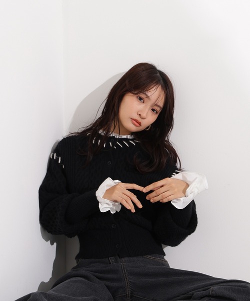 N.（N. Natural Beauty Basic）（エヌエヌナチュラルビューティーベーシック）の「ケーブルステッチカーディガン（カーディガン/ボレロ・レディース・ブラック/グレー/オフホワイト・MEDIUM）」の9枚目の写真