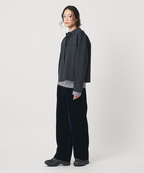 UNITED ARROWS（ユナイテッドアローズ）の「ベルベット イージー パンツ（その他パンツ・レディース・ブラック/ダークブラウン/ネイビー・36/38）」の4枚目の写真