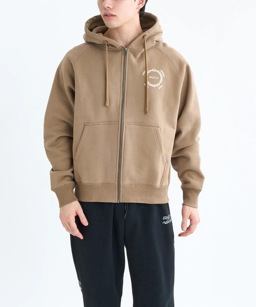 RVCA(ルーカ)の「RVCA メンズ METAL URGY ZIP HD パーカー 【2025年秋冬モデル】 @autumn/ルーカバックプリントジップアップフードパーカー・フーディー(パーカー・メンズ・オフホワイト/ブラック/ブラウン系その他・SMALL/MEDIUM/LARGE/X-LARGE)」の14枚目の写真