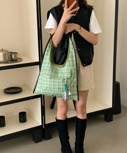 gossip!ロサンゼルス(ゴシップロサンゼルス)の「【Y2Kガーリー】大容量レオパード&チェック柄トートバッグ(※チャームなし)(トートバッグ・レディース・レオパード/チェック・FREE)」の9枚目の写真