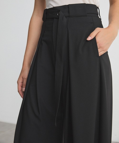CITY TOKYO（シティトウキョウ）の「Softline Belt Pants/ソフトラインベルトパンツ/ワイドパンツ（その他パンツ・レディース・ブラック/チャコールグレー・1/2/3）」の9枚目の写真