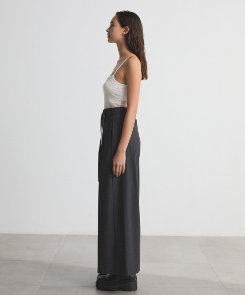 CITY TOKYO（シティトウキョウ）の「Softline Belt Pants/ソフトラインベルトパンツ/ワイドパンツ（その他パンツ・レディース・ブラック/チャコールグレー・1/2/3）」の12枚目の写真