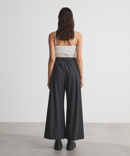 CITY TOKYO（シティトウキョウ）の「Softline Belt Pants/ソフトラインベルトパンツ/ワイドパンツ（その他パンツ・レディース・ブラック/チャコールグレー・1/2/3）」の6枚目の写真