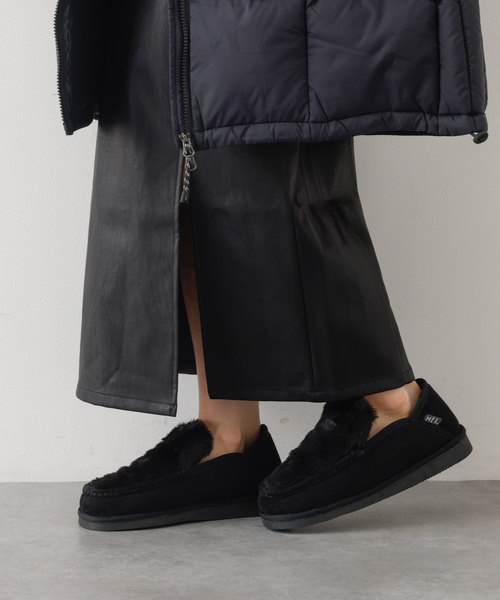 abahouse mavie(アバハウスマヴィ)の「MEI FUR MOCCASIN SHOES(スリッポン・レディース・ブラック/グレー/キャメル・40/38)」の2枚目の写真