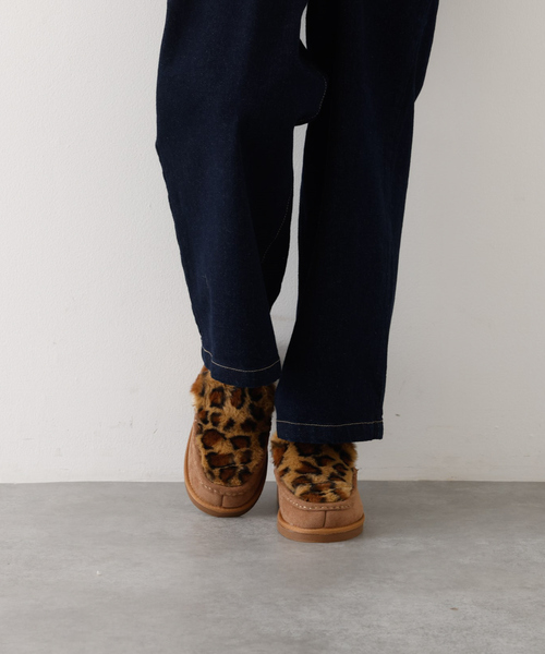 abahouse mavie(アバハウスマヴィ)の「MEI FUR MOCCASIN SHOES(スリッポン・レディース・ブラック/グレー/キャメル・40/38)」の14枚目の写真