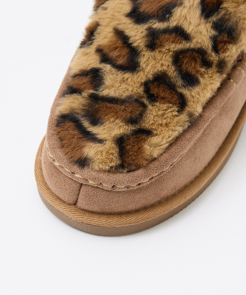 abahouse mavie(アバハウスマヴィ)の「MEI FUR MOCCASIN SHOES(スリッポン・レディース・ブラック/グレー/キャメル・40/38)」の19枚目の写真