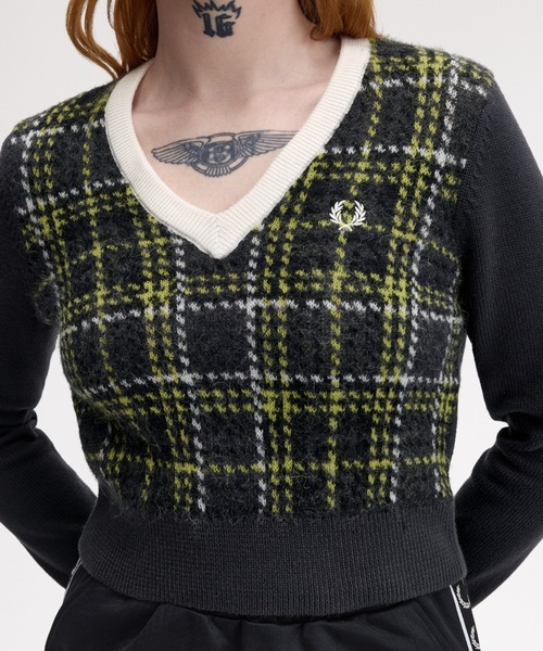 FRED PERRY(フレッドペリー)の「Tartan Panel Jumper/タータンチェックパネルニット(ニット/セーター・レディース・グレー・10)」の2枚目の写真