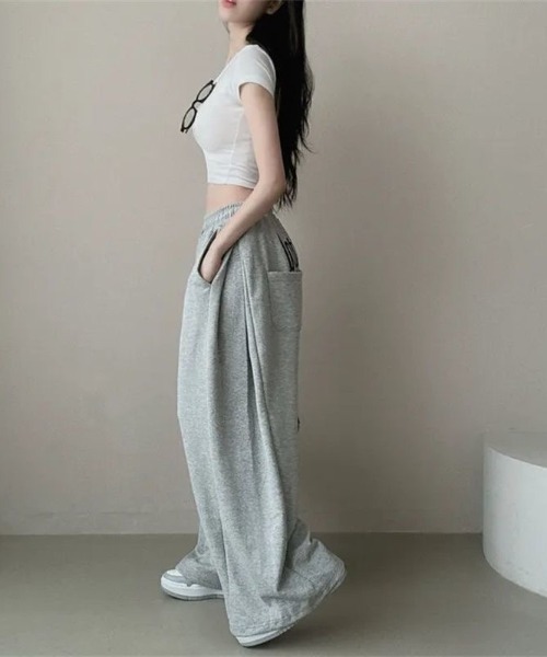 ViViDAY（ビビデー）の「【裏起毛】バックプリントスウェットパンツ（スウェットパンツ・レディース・グレー/ブラック・M）」の9枚目の写真