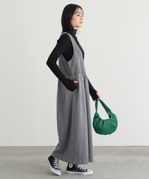 ヘリンボーンドッキングジャンパースカート』（ジャンパースカート