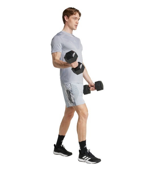 adidas(アディダス)の「アディダス adidas トレイン エッセンシャルズ シーズナル スリーストライプス ショーツ(その他パンツ・メンズ・ブラック・M/L/LL/S)」の11枚目の写真