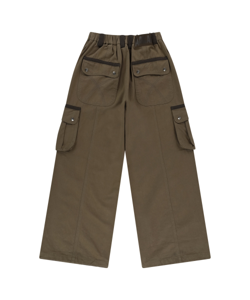 AAKAM(アーカム)の「Knee Pin-tuck Contrast Cargo Pants (Brown)(その他パンツ・レディース・その他・1/2)」の3枚目の写真