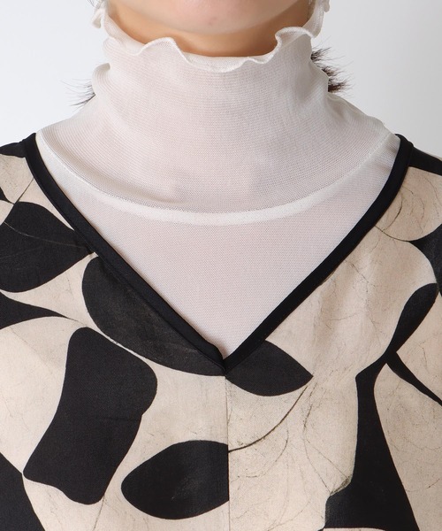 Jines（ジネス）の「プリントノースリワンピース（ワンピース・レディース・ベージュ・38）」の2枚目の写真