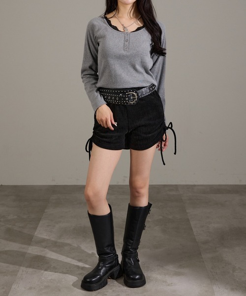 apres jour mignon(アプレジュールミニョン)の「カップ付きレースヘンリーネックトップス(Tシャツ/カットソー・レディース・オフホワイト/杢グレー/ブラック/ボルドー・LARGE/フリー)」の7枚目の写真
