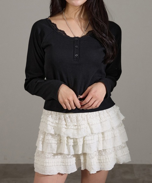 apres jour mignon(アプレジュールミニョン)の「カップ付きレースヘンリーネックトップス(Tシャツ/カットソー・レディース・オフホワイト/杢グレー/ブラック/ボルドー・LARGE/フリー)」の17枚目の写真