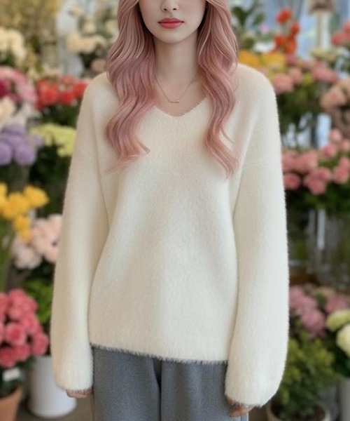 cammie（キャミー）の「Ｖネックシャギーニット（ニット/セーター・レディース・ピンク/ベージュ/ホワイト・F）」の2枚目の写真