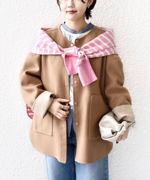 SHIPS（シップス）の「セミ 梳毛 配色 リバー ノーカラー コート（ノーカラーコート・レディース・キャメル/グレー・36/38）」の2枚目の写真