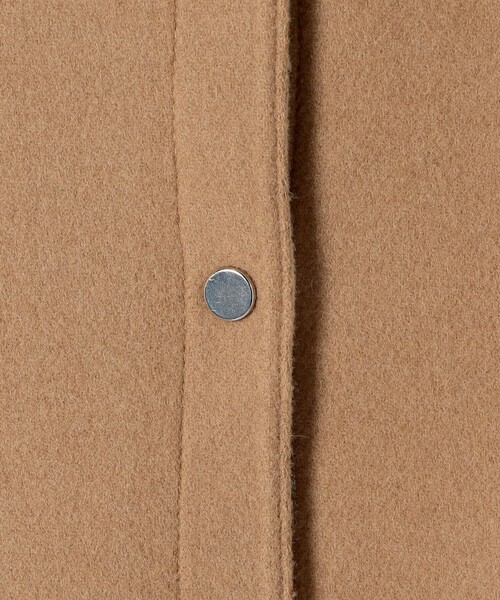 SHIPS（シップス）の「セミ 梳毛 配色 リバー ノーカラー コート（ノーカラーコート・レディース・キャメル/グレー・36/38）」の11枚目の写真