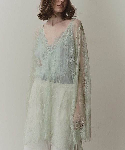 LA BELLE ETUDE（ラベルエチュード）の「2WAY総レースVネックオーバーTOPS（シャツ/ブラウス・レディース・ホワイト/ライトグリーン/ライトブルー/ブラック・FREE）」の3枚目の写真