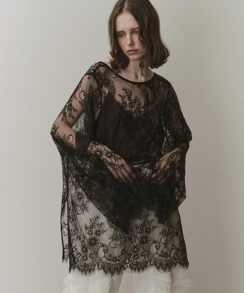 LA BELLE ETUDE（ラベルエチュード）の「2WAY総レースVネックオーバーTOPS（シャツ/ブラウス・レディース・ホワイト/ライトグリーン/ライトブルー/ブラック・FREE）」の2枚目の写真