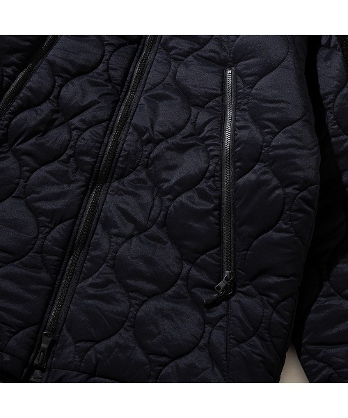 WILD THINGS(ワイルドシングス)の「WILD THINGS WILD THINGS x Kinetics “QUILTED HAPPY JACKET”(ワイルドシングス ワイルドシングス × キネティクス “キルテッド ハッピー ジャケット”)(ナイロンジャケット・メンズ・ブラック/グレー系・MEDIUM/LARGE/SMALL/X-LARGE)」の6枚目の写真