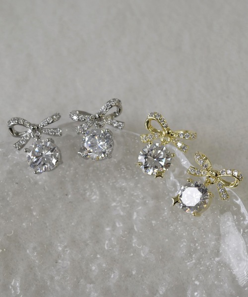 LA MUe(ラミュー)の「【LA MUE】シルバー925ポスト リボン×ビジュードロップピアス(ピアス(両耳用)・レディース・ゴールド/シルバー・FREE)」の5枚目の写真