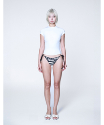 AMUN（アムン）の「Royal Tea - White（Tシャツ/カットソー）」