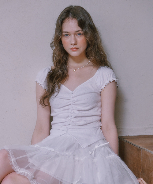 LULUCHOU（ルルシュ）の「Lovely puff sleeve blouse - WHITE（シャツ/ブラウス・レディース・ホワイト・FREE）」の2枚目の写真