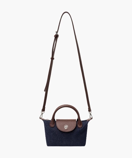 MARITHE + FRANCOIS GIRBAUD（マリテフランソワジルボー）の「CIRCLE LOGO MINI TOTE BAG（トートバッグ・レディース・インディゴブルー/Black/ライトベージュ・フリー）」の4枚目の写真