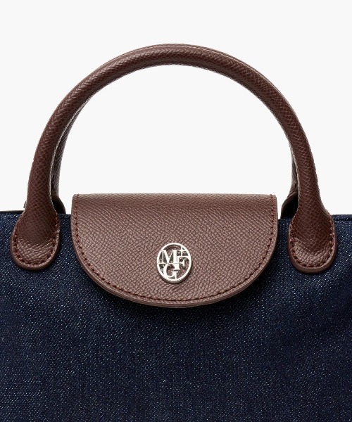 MARITHE + FRANCOIS GIRBAUD（マリテフランソワジルボー）の「CIRCLE LOGO MINI TOTE BAG（トートバッグ・レディース・インディゴブルー/Black/ライトベージュ・フリー）」の5枚目の写真