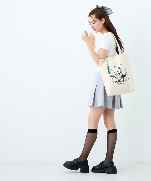 PAUL & JOE ACCESSOIRES（ポールアンドジョーアクセソワ）の「PAUL & JOE ACCESSOIRES (ポール＆ジョーアクセソワ)タテ型トートバッグ A4対応 PJA-B1422 CANVAS（トートバッグ・レディース・ブルー/ブラック/イエロー/ブラウン・FREE）」の5枚目の写真