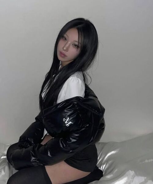 MUCENT(ムセント)の「フェイブハイネックグロシークロップパディング (3カラー)(ダウンジャケット/コート・レディース・PINK/グレー/ブラック・SMALL)」の22枚目の写真
