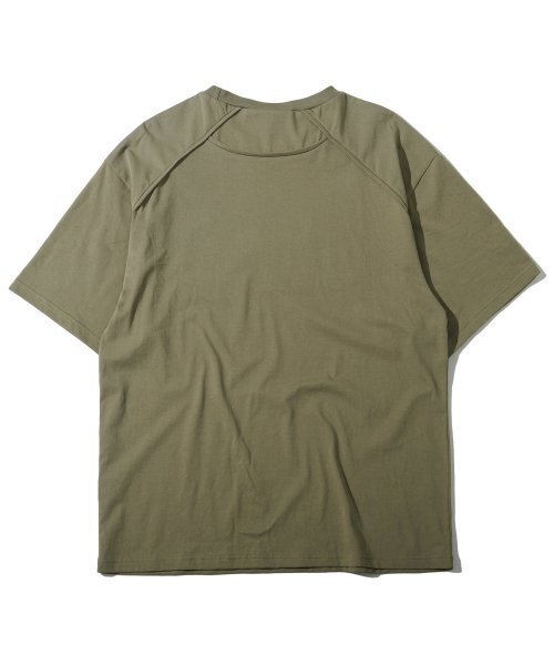 ATTENTIONROW(アテンションロー)の「22SS07AT029ショルダーパイピングレギュラーオーバーフィット半袖(カーキブラウン)(Tシャツ/カットソー・メンズ・その他・1/2)」の5枚目の写真