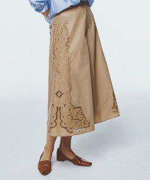 STRAWBERRY-FIELDS（ストロベリーフィールズ）の「ネオブロード_エンブロイダリーフレアパンツ（その他パンツ）」