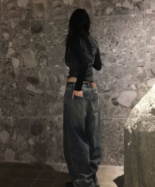 eastserviceshop（イーストサービスショップ）の「Crease Washing Denim Pants - Indigo（デニムパンツ・レディース・その他・46/48/50）」の8枚目の写真