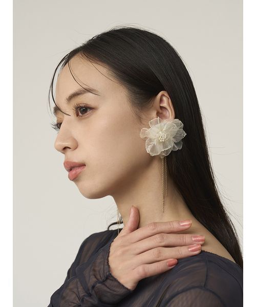 SNIDEL（スナイデル）の「フラワーバリエピアス（ピアス（両耳用）・レディース・A/B/C・F）」の13枚目の写真