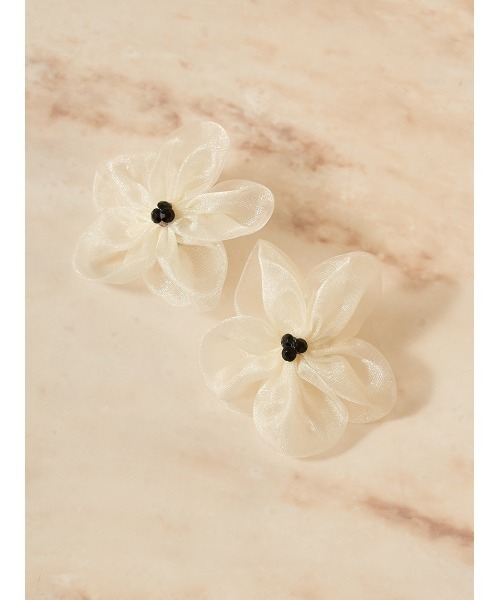 SNIDEL（スナイデル）の「フラワーバリエピアス（ピアス（両耳用）・レディース・A/B/C・F）」の2枚目の写真