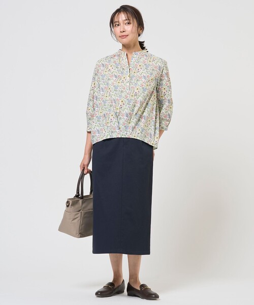 J.PRESS（ジェイプレス）の「【一枚で着映え】Liberty Rachel & Michelle バンドカラー ブラウス（シャツ/ブラウス・レディース・ピンク系5/サックスブルー系5・T13/T15）」の5枚目の写真