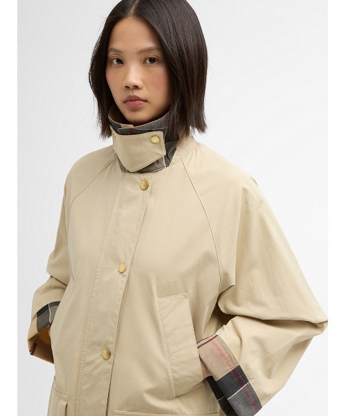 Barbour(バブアー)の「【GLYNIS/グリニス】 ピーチスキン カジュアルジャケット(レディース)(ブルゾン・レディース・カーキ/オリーブ/ブラウン・6/8/10)」の15枚目の写真