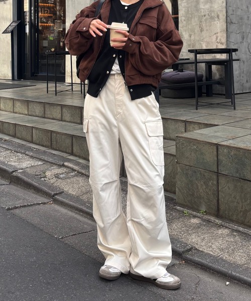 COLONY 2139（コロニートゥーワンスリーナイン）の「タックカーゴパンツ（カーゴパンツ・レディース・ブラウン/オフホワイト/ブラック/カーキ・SMALL/MEDIUM）」の6枚目の写真