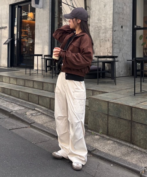 COLONY 2139（コロニートゥーワンスリーナイン）の「タックカーゴパンツ（カーゴパンツ・レディース・ブラウン/オフホワイト/ブラック/カーキ・SMALL/MEDIUM）」の7枚目の写真