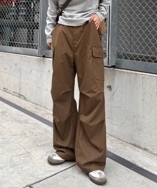 COLONY 2139（コロニートゥーワンスリーナイン）の「タックカーゴパンツ（カーゴパンツ・レディース・ブラウン/オフホワイト/ブラック/カーキ・SMALL/MEDIUM）」の19枚目の写真