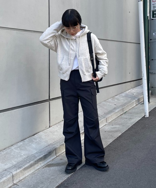 COLONY 2139（コロニートゥーワンスリーナイン）の「タックカーゴパンツ（カーゴパンツ・レディース・ブラウン/オフホワイト/ブラック/カーキ・SMALL/MEDIUM）」の16枚目の写真