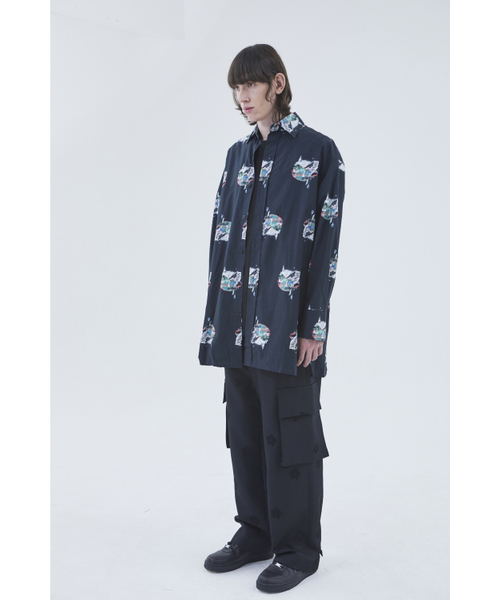 BMUETTE(ビムウィエ)の「ストリートギャラリーTシャツインシャツ(シャツ/ブラウス・メンズ・ブラック・SMALL/MEDIUM)」の2枚目の写真