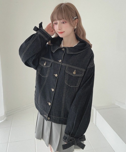 F i.n.t（フィント）の「袖口リボンデニムジャケット/fint フィント（デニムジャケット・レディース・ブラック/インディゴブルー・FREE）」の2枚目の写真