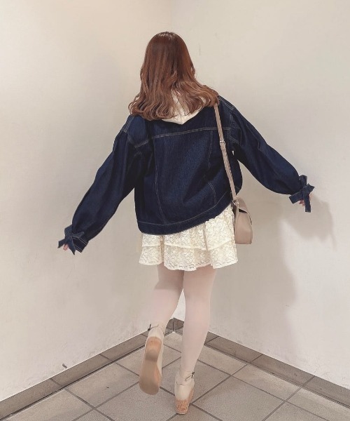 F i.n.t（フィント）の「袖口リボンデニムジャケット/fint フィント（デニムジャケット・レディース・ブラック/インディゴブルー・FREE）」の9枚目の写真
