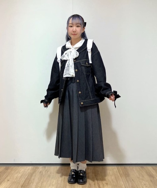 F i.n.t（フィント）の「袖口リボンデニムジャケット/fint フィント（デニムジャケット・レディース・ブラック/インディゴブルー・FREE）」の12枚目の写真