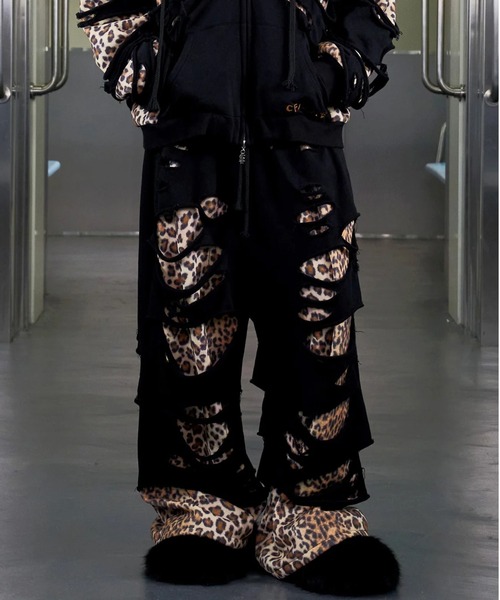 L.H.P(エルエイチピー)の「CFIERCE/フィアス/LEOPARD DESTROYED(スウェットパンツ・レディース・ブラック・S)」の1枚目の写真