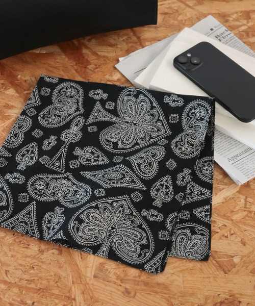 BAYFLOW（ベイフロー）の「BFモチーフハンカチ4　50×50（タオル・レディース・ネイビー/ブラック/ブルー/ホワイト・0）」の3枚目の写真