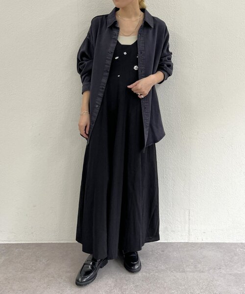 Omekashi(オメカシ)の「ビジューキャミワンピース(ワンピース・レディース・ブラック/オフホワイト・38/36)」の4枚目の写真